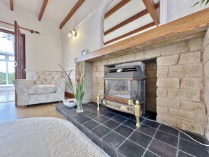 Photo 8- click for photo gallery